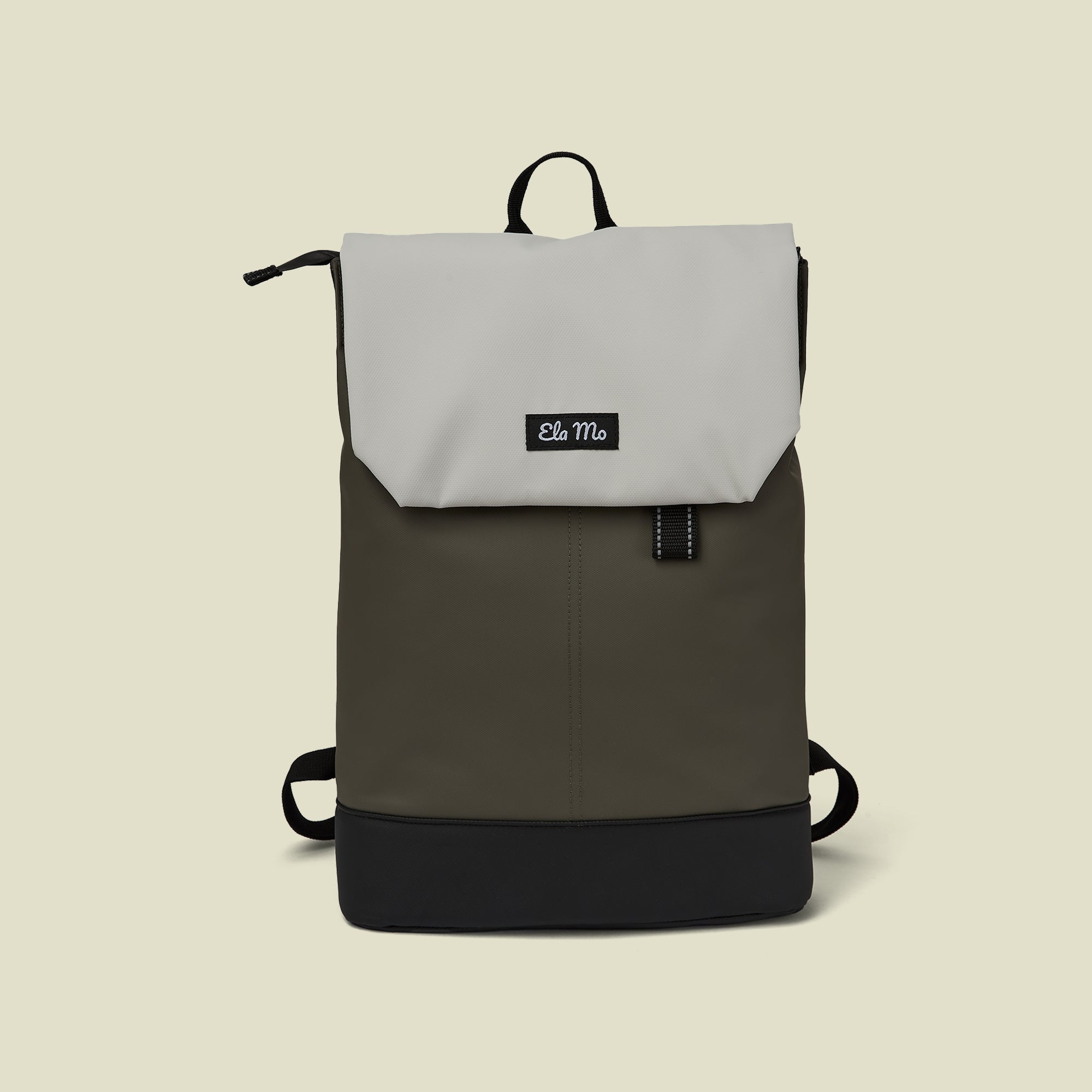 Ela Mo™ Daypack Rucksack | Coated Edition Olive