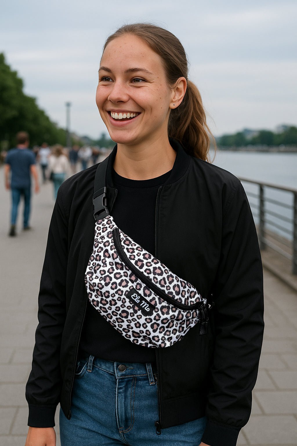 Ela Mo™ Hipbag | New Leo