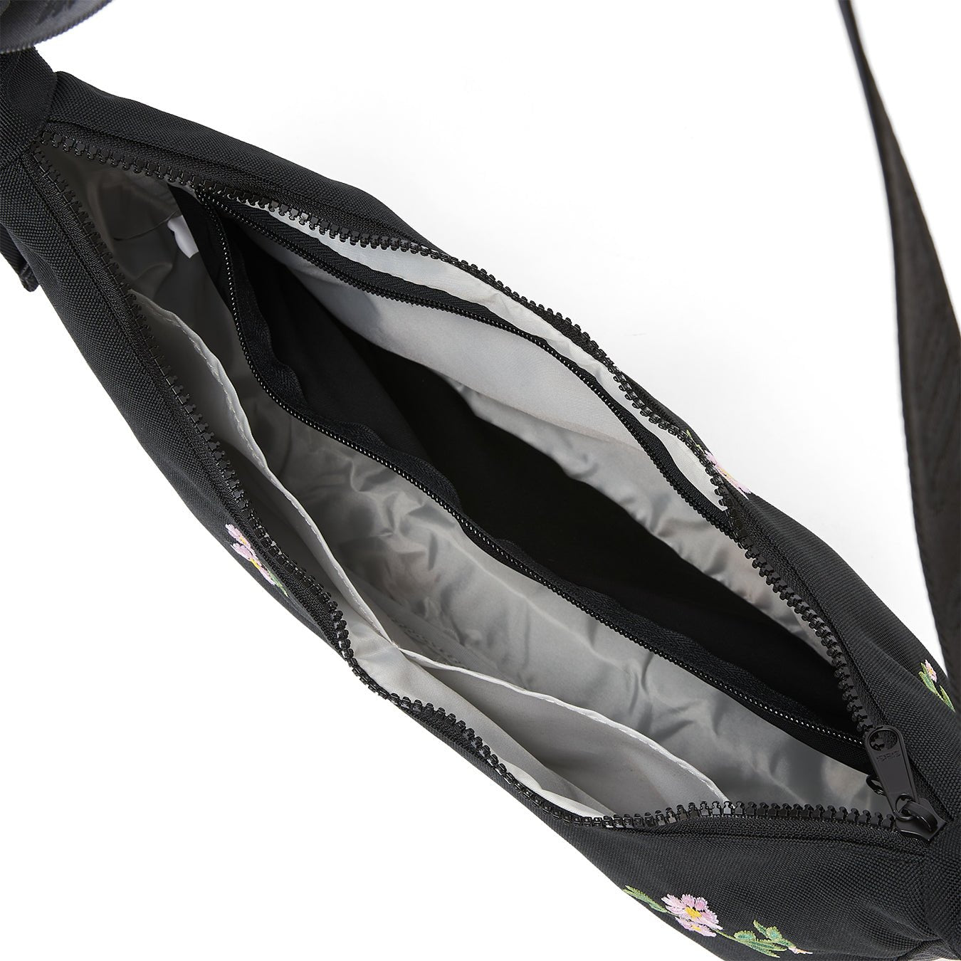 Ela Mo™ Moon Bag | Embroidery Edition Upsy Daisy. Innenbereich der Umhängetasche mit kleinem Fach und Reißverschluss innen.