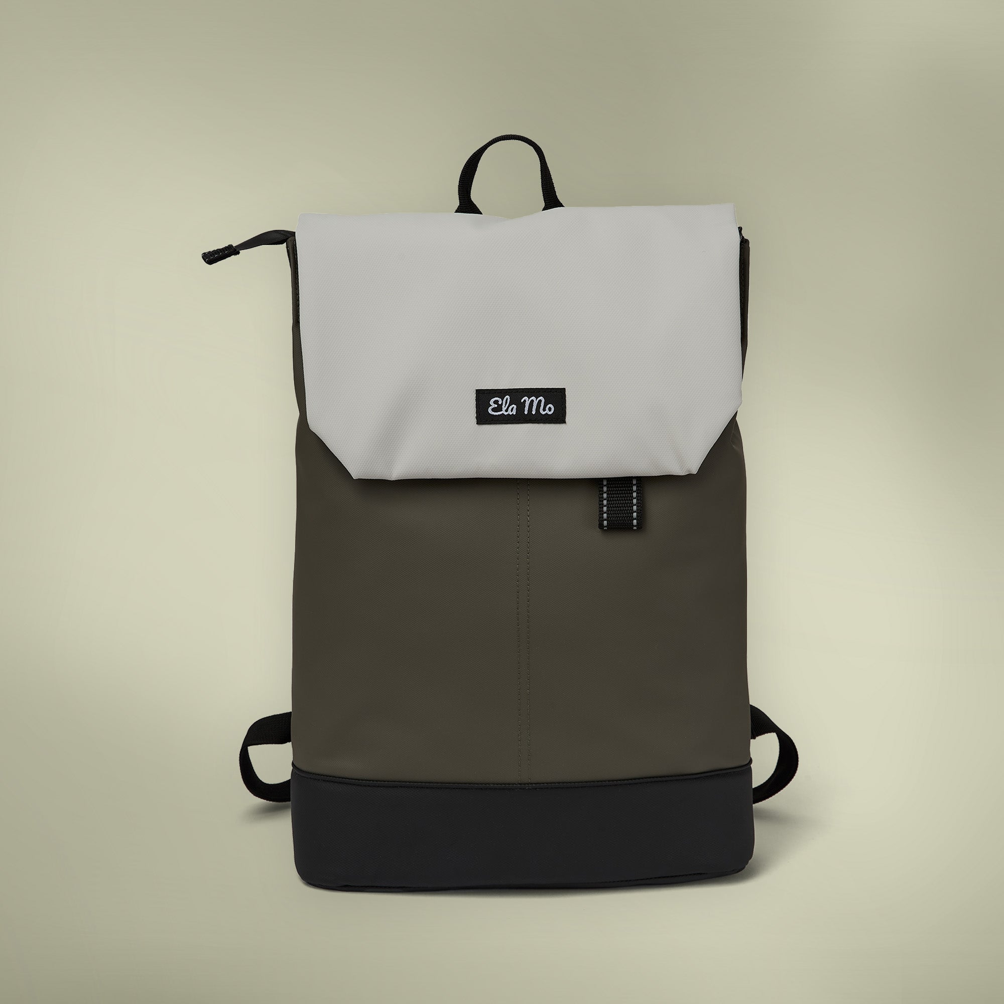 Ela Mo™ Daypack Rucksack | Coated Edition Olive
