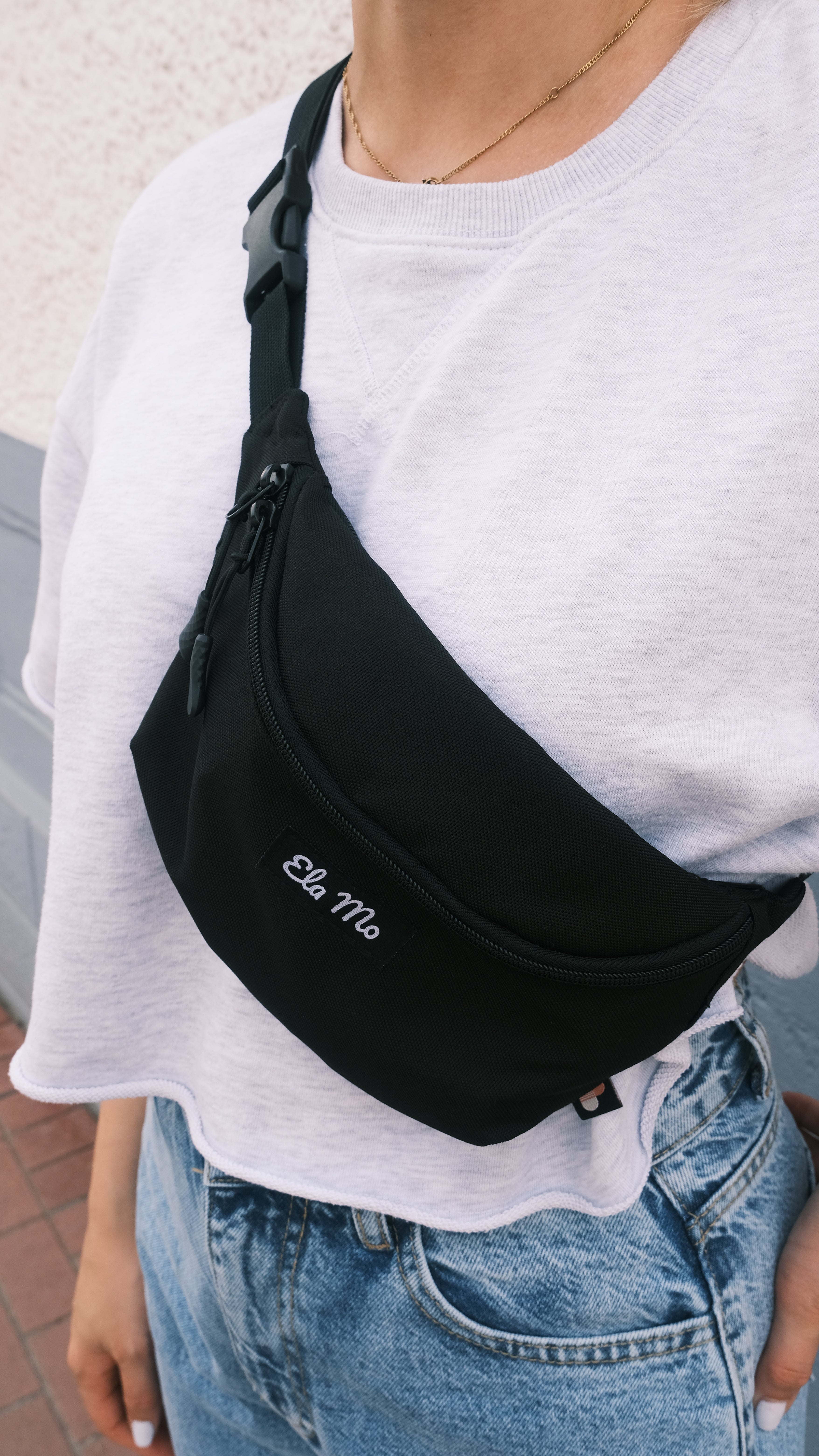 Ela Mo™ Hipbag  | Black