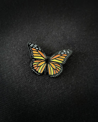 Ela Mo™ Mini Pin für Rucksäcke | Butterfly