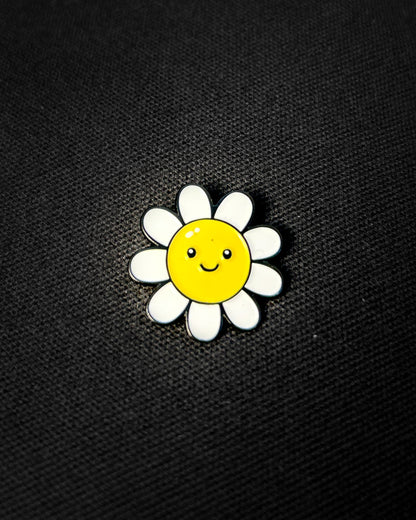 Ela Mo™ Pin für Rucksäcke | Smiley Flower