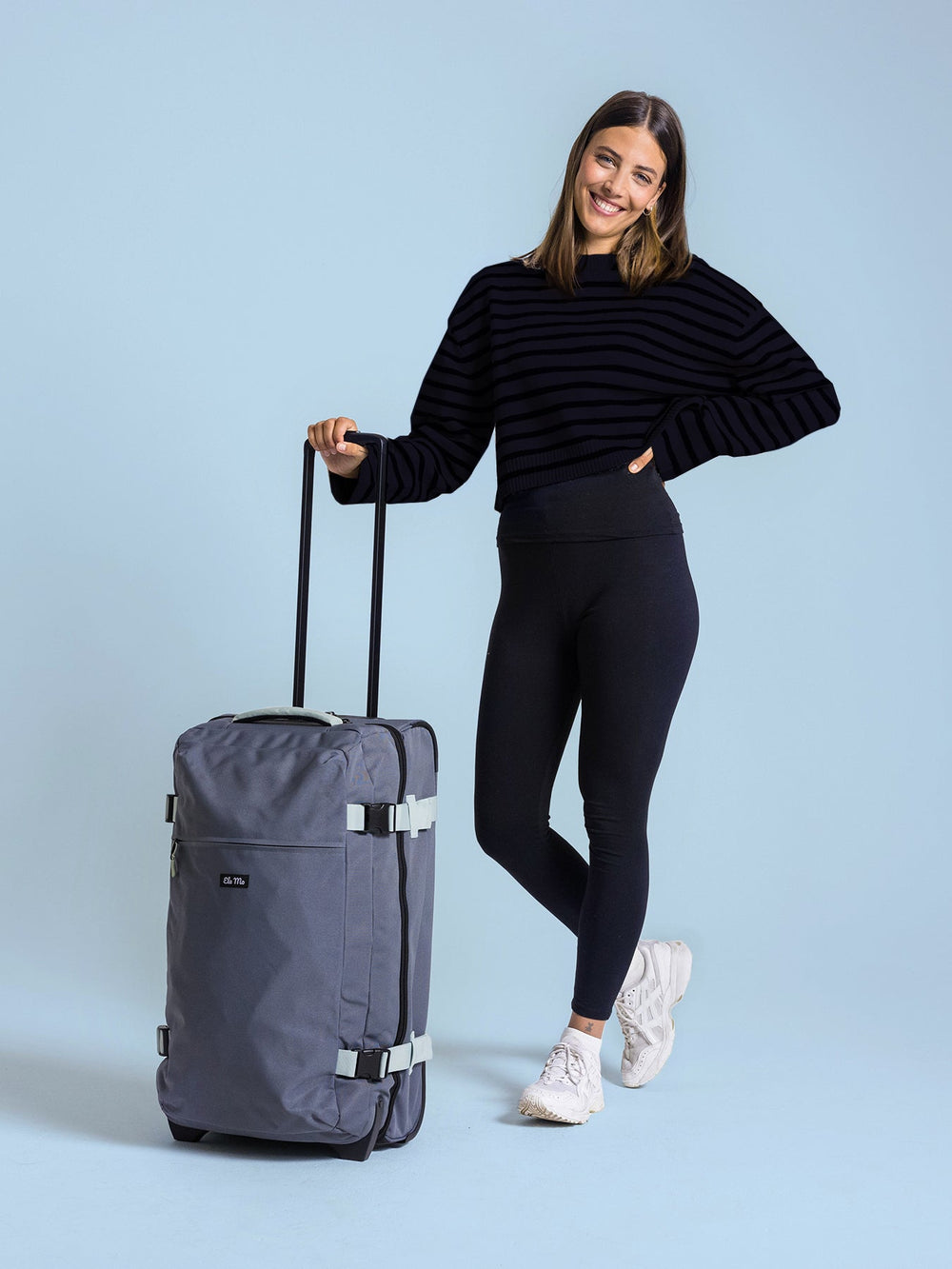 Ela Mo™ Reisetasche mit Rollen 78 Liter | Darkgrey Mint